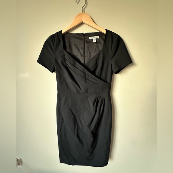 Banana Republic Stretch Wool Short Sleeve Black Dress
Size 2 - Picture 2 of 5